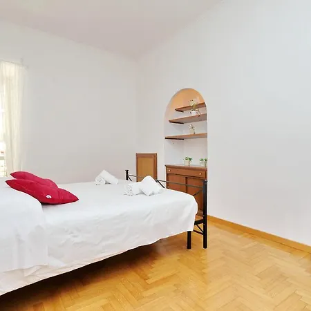 Beesprint Gracchi Apartment *